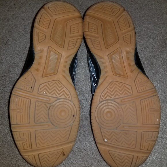 Women's volleyball shoes - Picture 2 of 3